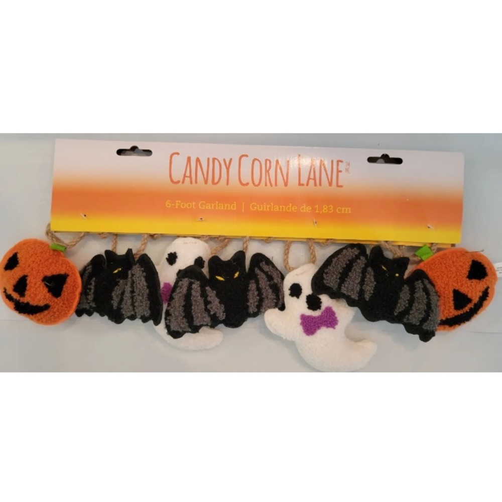 Candy Corn Lane 6ft Garland Ghosts Bats Jack O Lantern Soft Crochet NEW